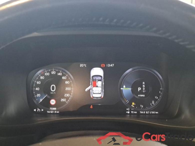 VOLVO XC40 / 2017 / 5P / SUV T5 PLUG-IN HYBRID AUTO RECH INSCRIP EXPR #4