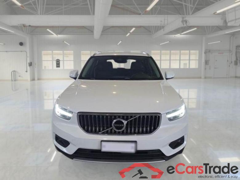 VOLVO XC40 / 2017 / 5P / SUV T5 PLUG-IN HYBRID AUTO RECH INSCRIP EXPR #6