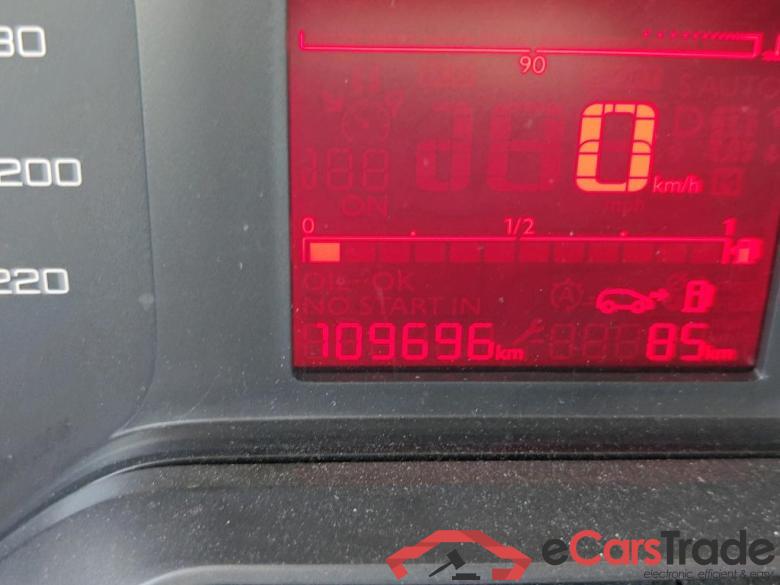 PEUGEOT Partner / 2018 / 3P / furgón derivado de turismo Pro Standard 600kg BlueHDi 73kW #5