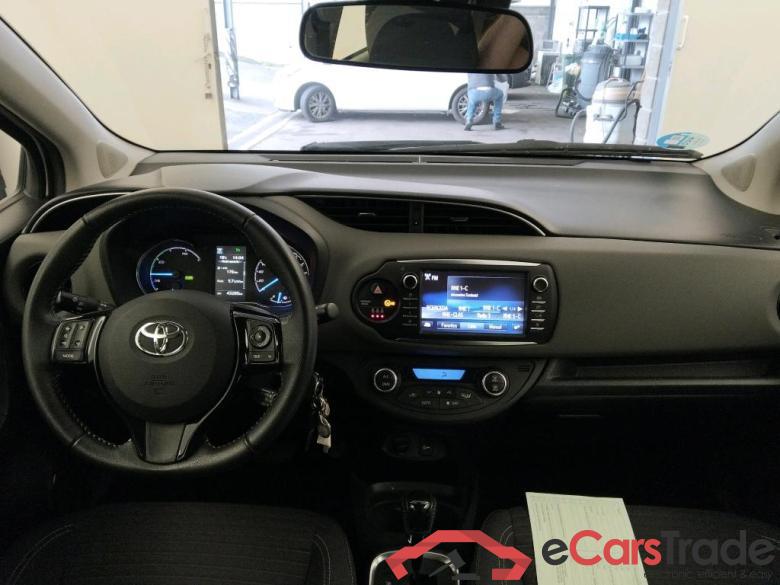 TOYOTA Yaris / 2017 / 5P / berlina con portón 1.5 100H Active #3