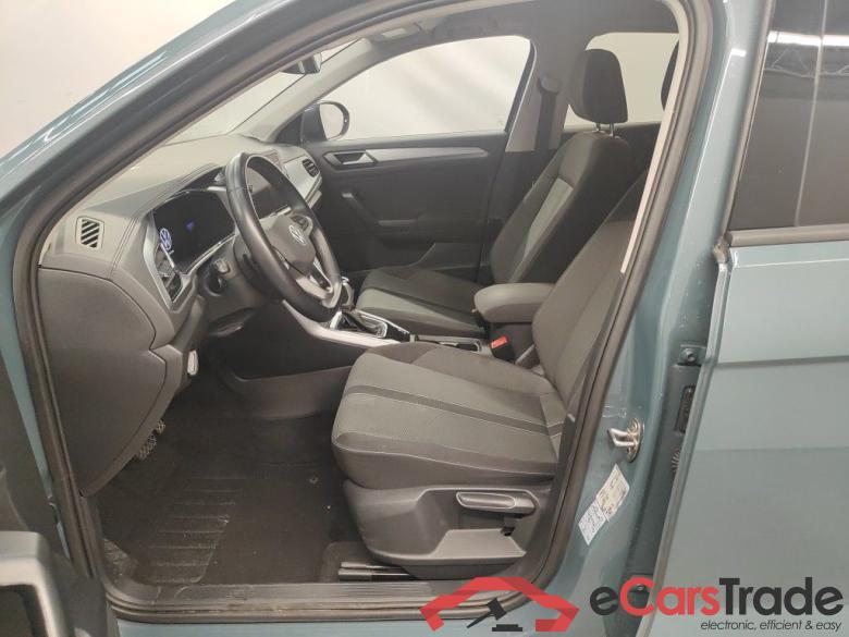 Volkswagen T-Roc 1.5 TSI ACT 110kW Life DSG7 5d #3