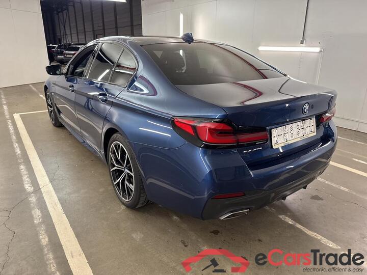 BMW 5 Reeks Berline 5 Reeks Berline 545e xDrive (PHEV) 290kW/394pk  4D/P Auto-8 #3