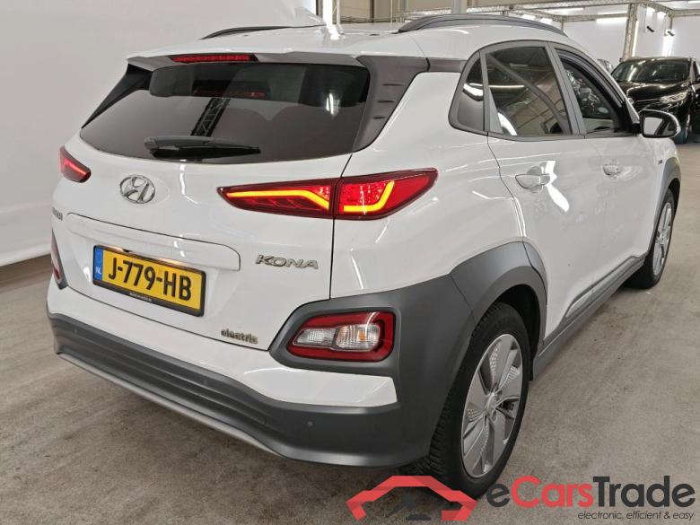 Hyundai KONA Premium Electric 64 kWh 5d #2