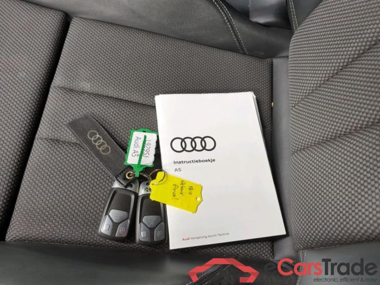 Audi A5 Sportback 40 TFSI S tronic S Edition Competition 5d #4