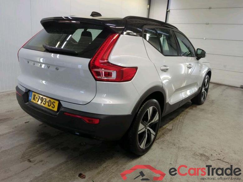 VOLVO XC40 Recharge P8 AWD RDes #2