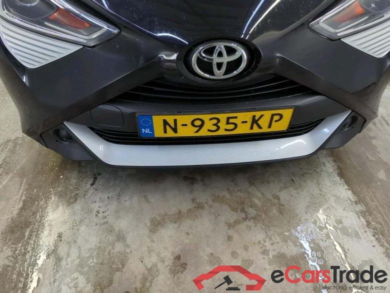 TOYOTA Aygo 1.0 VVT-i x-play #4
