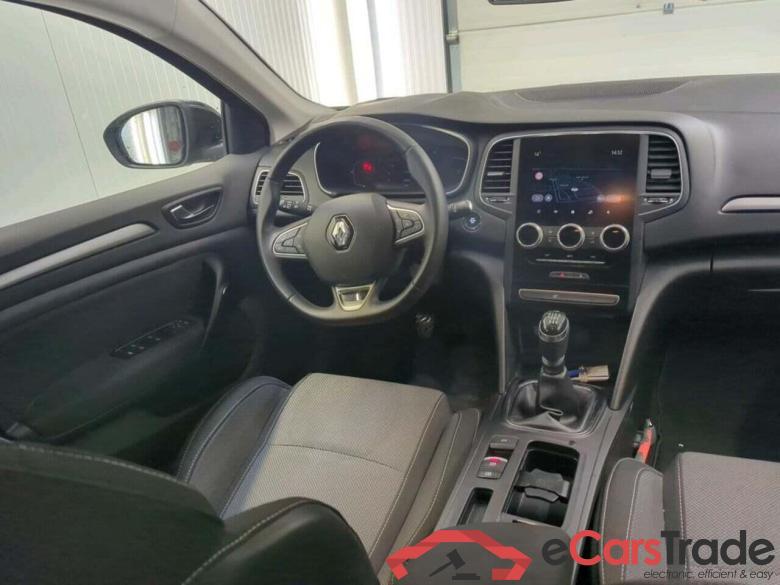 RENAULT Mégane Estate 1.3 TCe140 Equilibre #3
