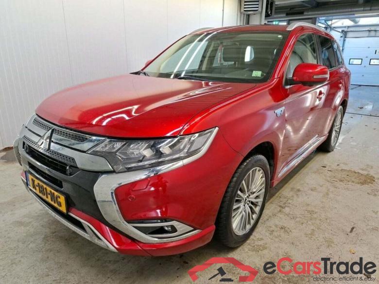 MITSUBISHI Outlander 2.4 PHEV Intense+ #1