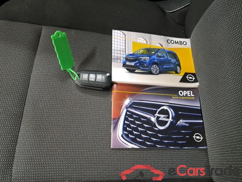 Opel Combo L2H1 1.5D 75kW S/S Edition 2.4T 4d #4