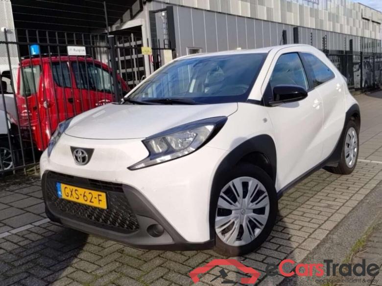 TOYOTA Aygo X 1.0 VVT-i MT Play #1