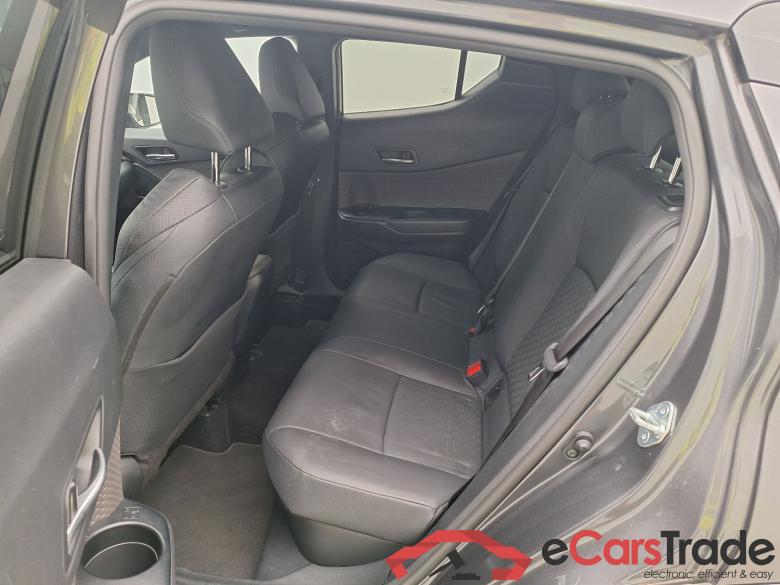 Toyota, C-HR '16, Toyota C-HR 2.0 VVT i-Hybrid C-Hic Mono-Tone E-CVT #4