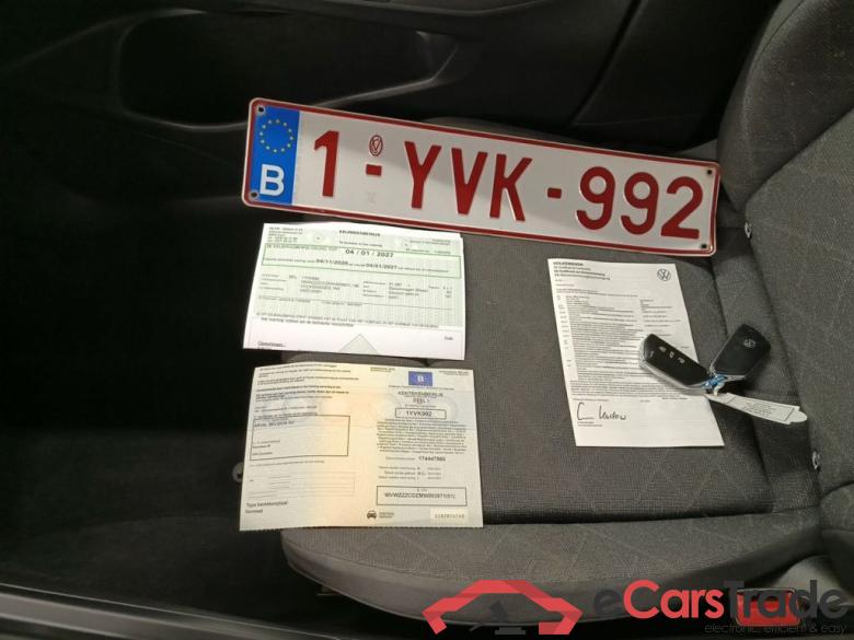 Volkswagen Golf Variant VIII 2.0 TDI 85kW Life 5d #4