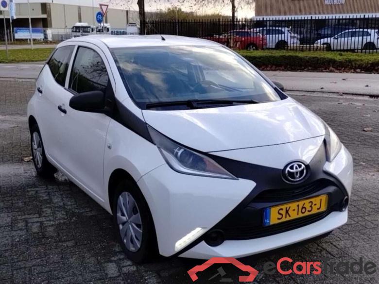 TOYOTA Aygo 1.0 VVT-i x-fun #2