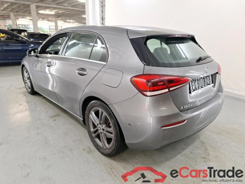 MERCEDES-BENZ CLASSE A DIESEL (W177) A 180 d Launch Edition (EU6d-TEMP) #3