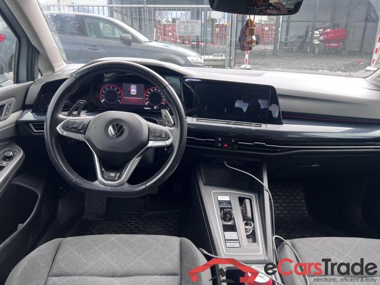 VOLKSWAGEN Golf VIII Golf 1.0 eTSI Life OPF DSG #6