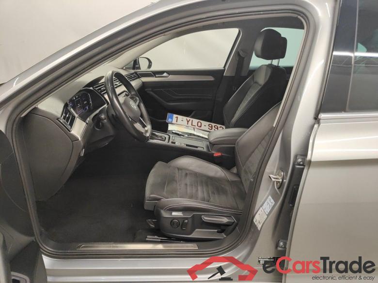 Volkswagen Passat 1.5 TSI Elegance Business DSG 4d #3