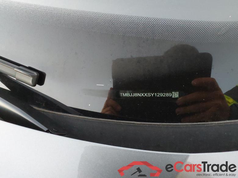 SKODA Octavia 2.0 TDI 110 kW (150CV) DSG 7 vel Automático Combi Design (Pano) #5