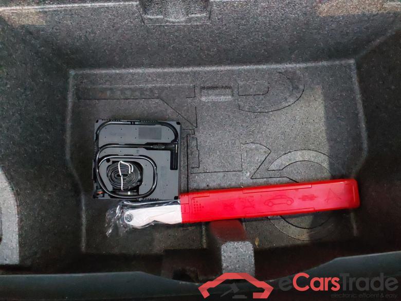 SKODA Octavia 2.0 TDI 110 kW (150CV) DSG 7 vel Automático Combi Design (Pano) #6