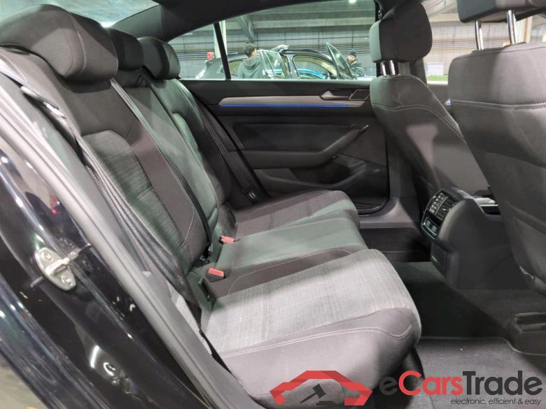 VOLKSWAGEN PASSAT 2.0 TDI 90KW STYLE BUSINESS DSG #6