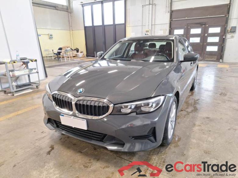 BMW SERIE 3 / 2018 / 4P / BERLINA 330D 48V BUSINESS ADVANTAGE AUT. #1