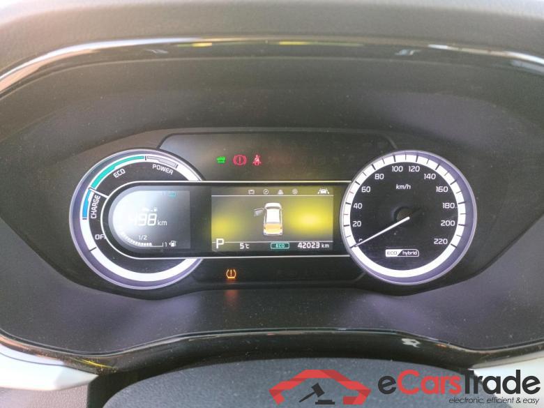 KIA Niro / 2019 / 5P / crossover 1.6 GDi HEV 104kW (141CV) Drive #4