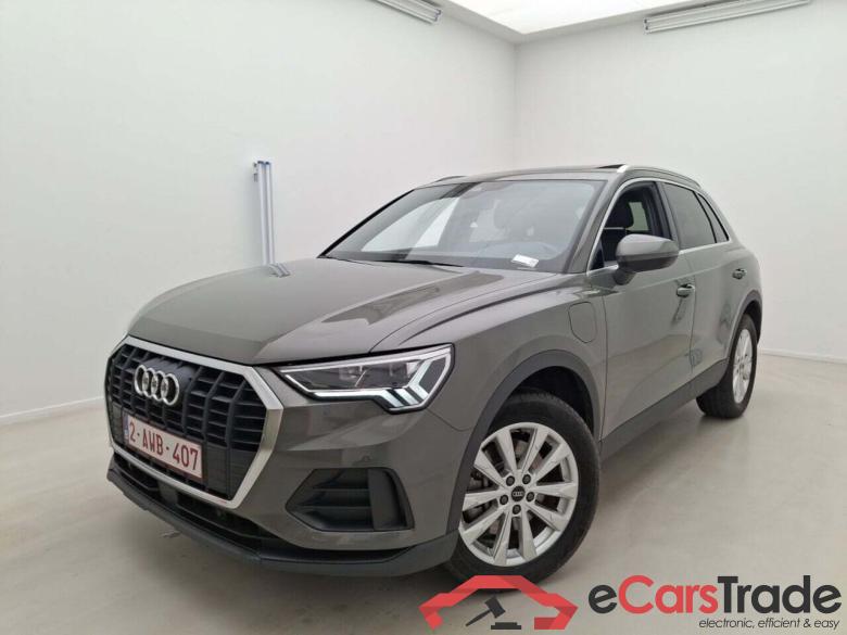 AUDI Q3 45 TFSIE S-TRONIC #1