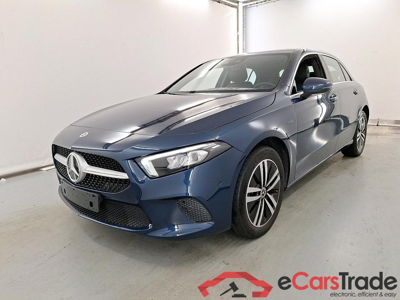 MERCEDES-BENZ CLASS A (W177) A 250 e PHEV Business Solution