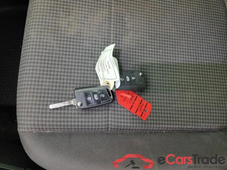 VOLKSWAGEN CADDY MAXI VAN DIESEL - 2021 2.0 TDi 102 5d #4