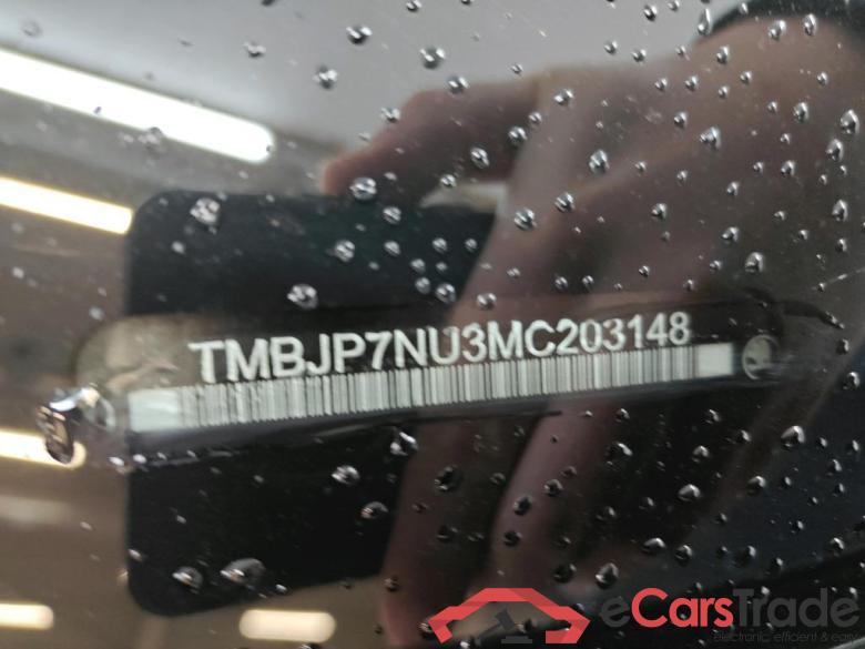 SKODA Karoq 81 kW #2