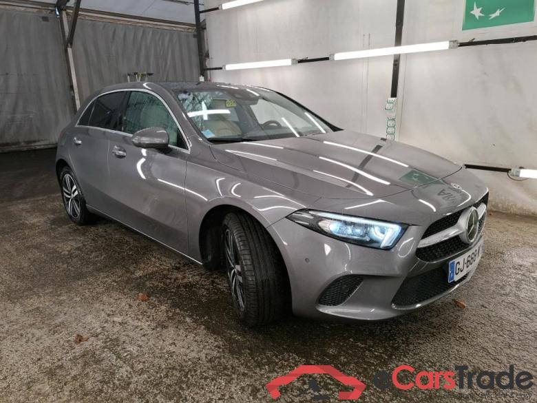 MERCEDES-BENZ Classe A Compact / 2018 / 5P / Berline A 250 e Progressive Line 8G-DCT #4