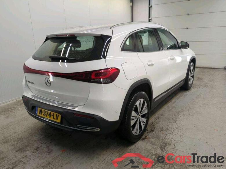 MERCEDES-BENZ EQA 250 Bns Sol. Lux #2