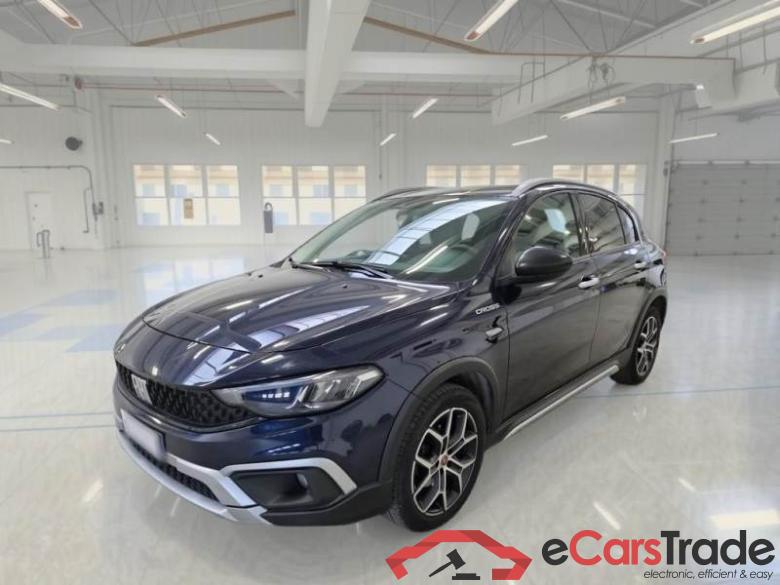 FIAT TIPO / 2020 / 5P / BERLINA 1.6 MJT 130CV SeS CROSS #1