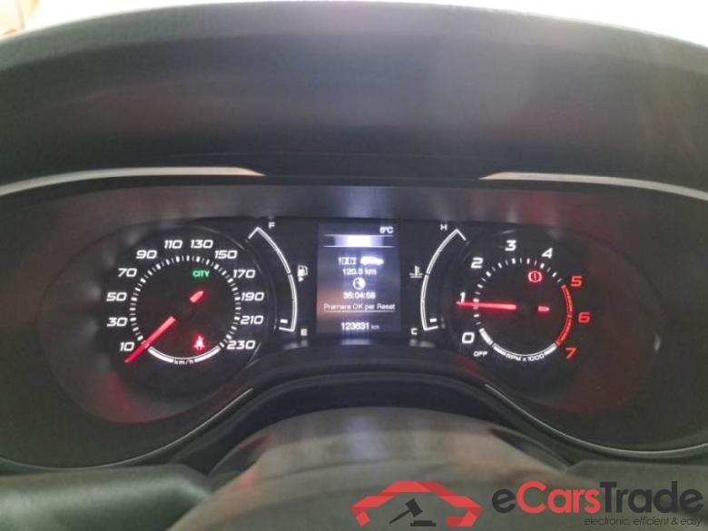 FIAT TIPO / 2015 / 5P / BERLINA 1.3 MJT 95CV 5M SeS BUSINESS #4