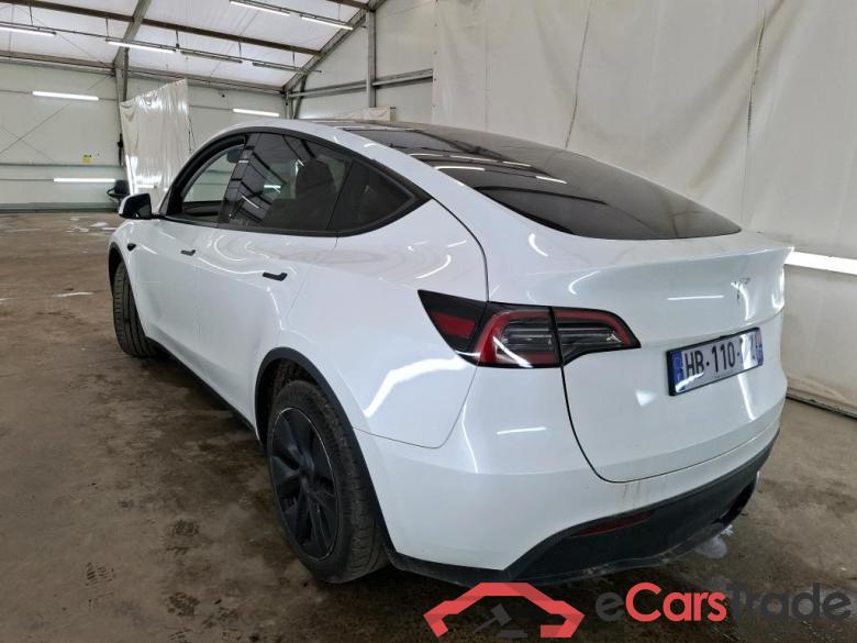 TESLA Model Y / 2020 / 5P / SUV Grande Autonomie RWD #3