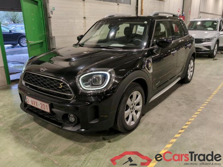 MINI COUNTRYMAN 1.5 COOPER S E 4WD AUTO #1