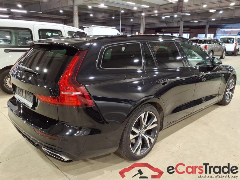 VOLVO V60 - 2018 2.0 B3 MHE R-Design Geartronic #4