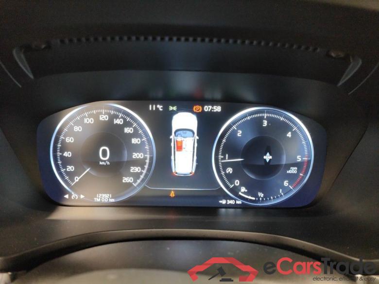 Volvo V60 D3 Momentum Core 5d #6