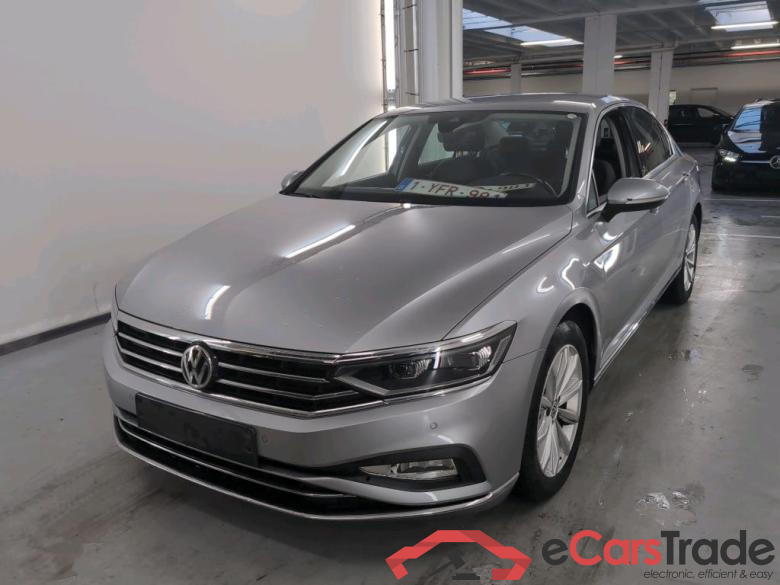 VOLKSWAGEN Passat 1.6 TDI ELEGANCE BUSINESS DSG