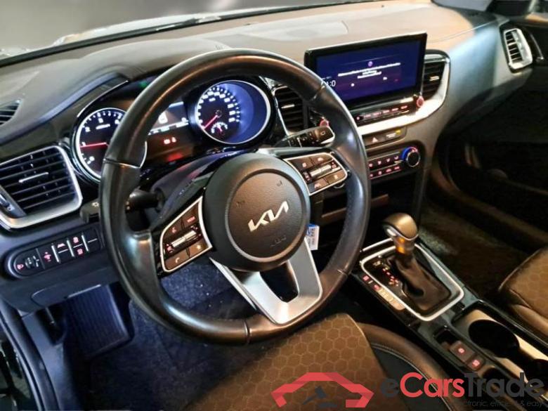 KIA XCEED / 2022 / 5P / CROSSOVER 1.6 CRDI 136 CV MHEV DCT BUSINESS #3