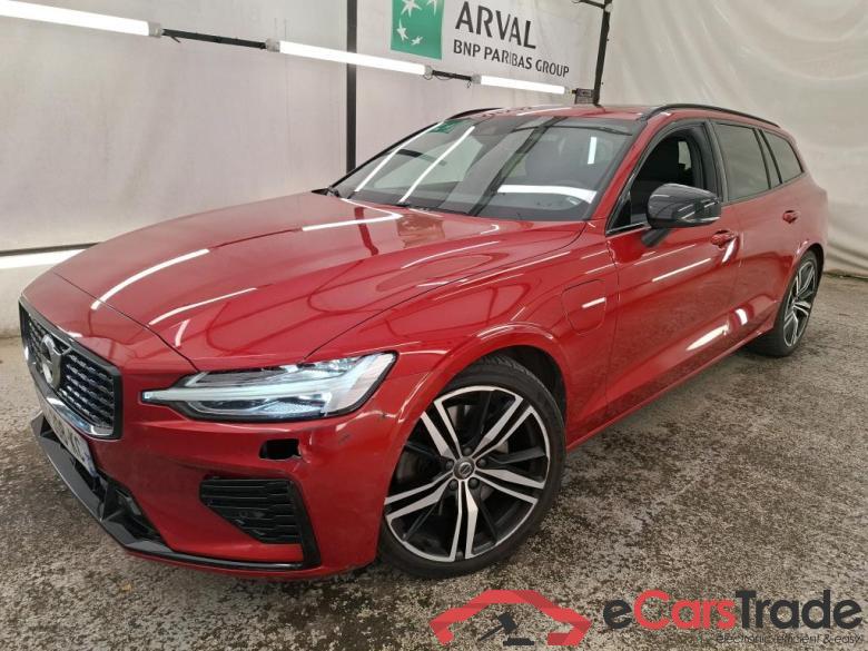 VOLVO V60 / 2018 / 5P / Break Recharge T6 340 Geartronic 8 R-Design #1