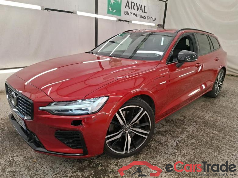 VOLVO V60 / 2018 / 5P / Break Recharge T6 340 Geartronic 8 R-Design