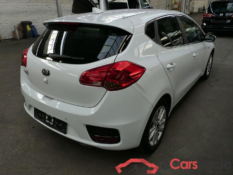 KIA Ceed 1.6 GDI Dream-Team Edition 5d 99kW #2