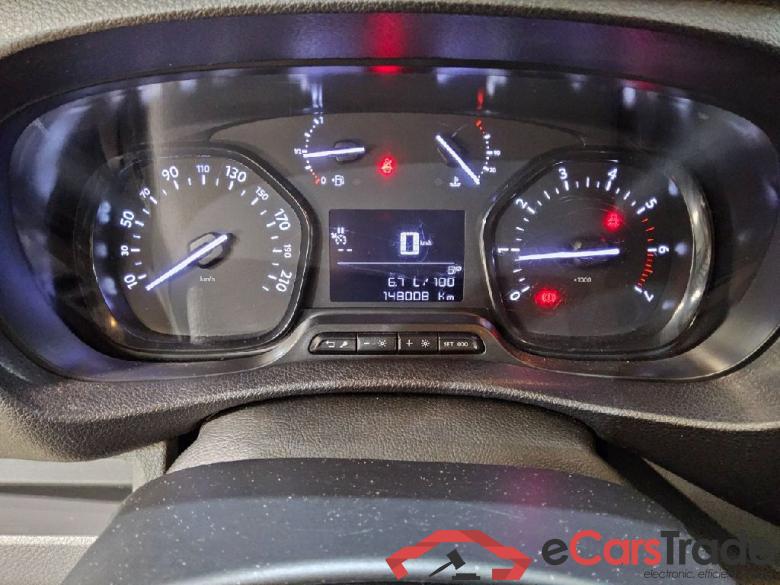 Vivaro Kombi M (L2) 1.5 88KW MT6 9 Sitzer E6dT #6