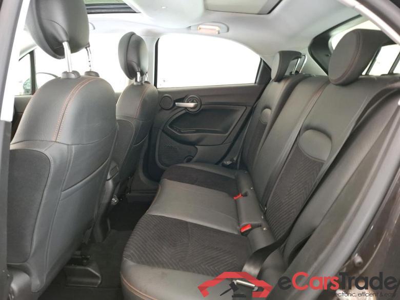 FIAT 500X / 2018 / 5P / SUV 1.3 FFly T T4 150ch DCT Cross #4