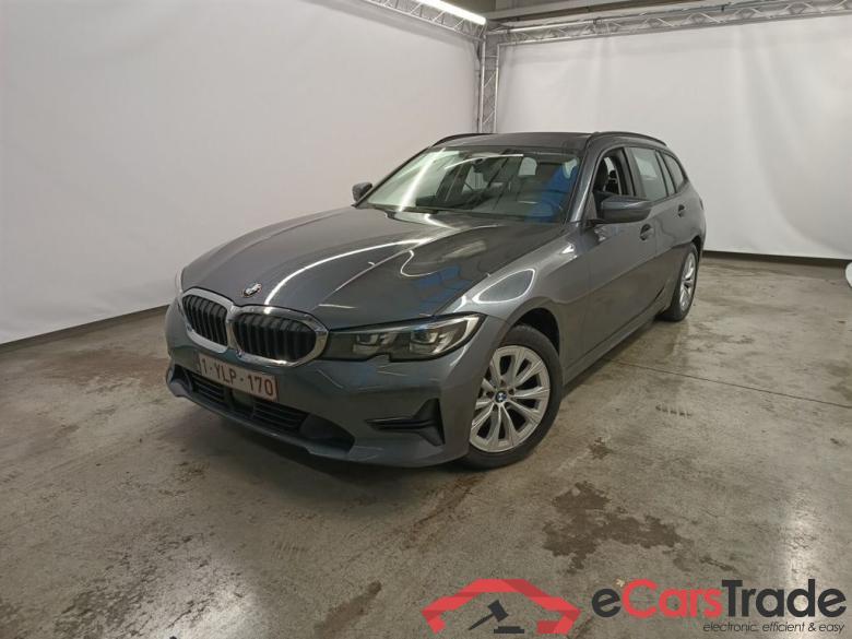 BMW 3 Reeks Touring 318dA (110 kW) 5d #1