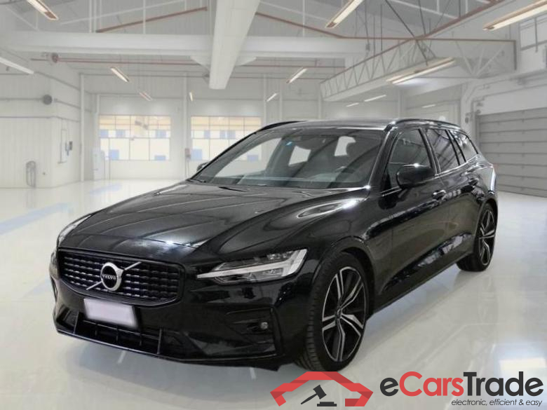 VOLVO V60 / 2019 / 5P / STATION WAGON D3 AUTOM. R-DESIGN
