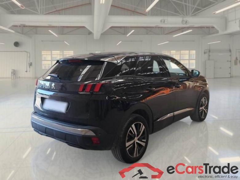 PEUGEOT 3008 / 2016 / 5P / SUV PURETECH TURBO 130 EAT8 SeS ALLURE #2