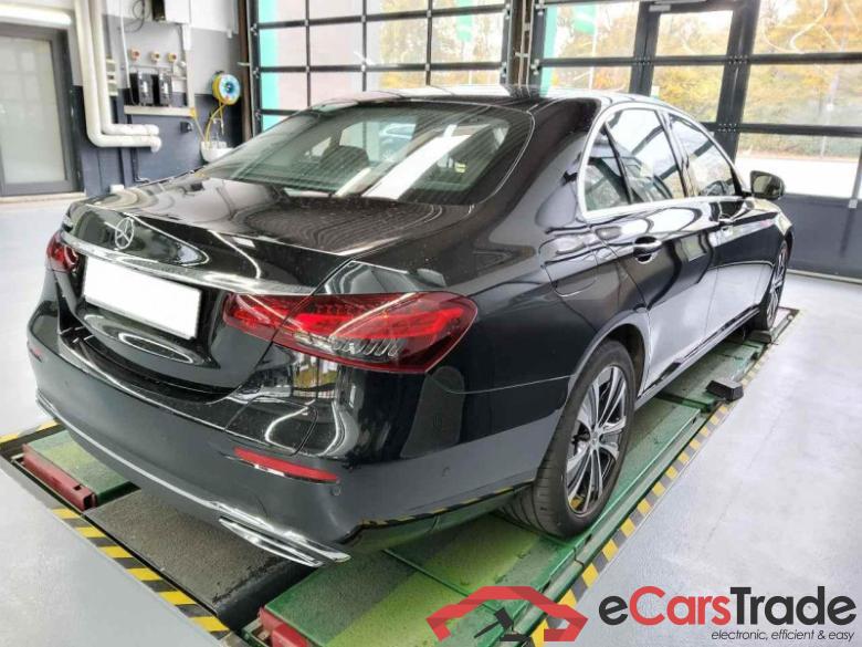 Mercedes-Benz E Limousine (BM 213)(08.2016->) DE - Lim4 E 300 de EU6d, de Avantgarde (EURO 6d), (Facelift) 2020 - 2023 #3