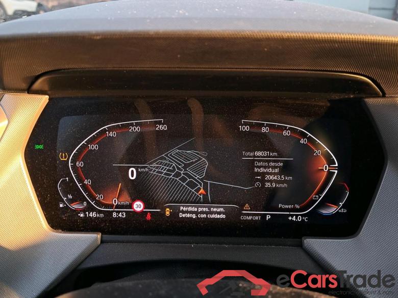 BMW Serie 1 / 2019 / 5P / berlina con portón 118i Corporate Auto. (AC) #4