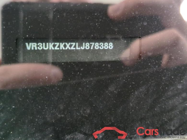 Peugeot e-2008 GT EV 50kWh 136 5d #6